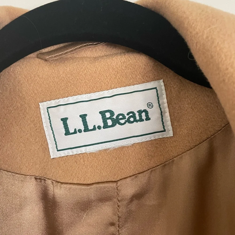 π SOLD π L.L. Bean - Vintage Tan Coat - Picture 7 of 9